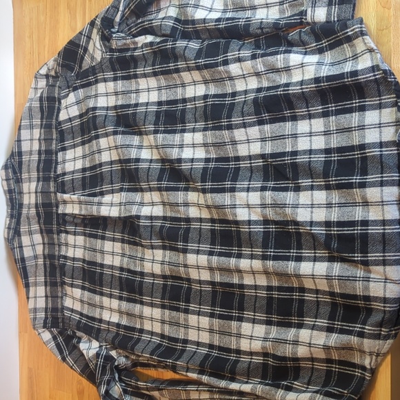 LL Bean Slightly Fitted Plaid Flannel Long Sleeve Button Up 100% Cotton - Picture 6 of 10
